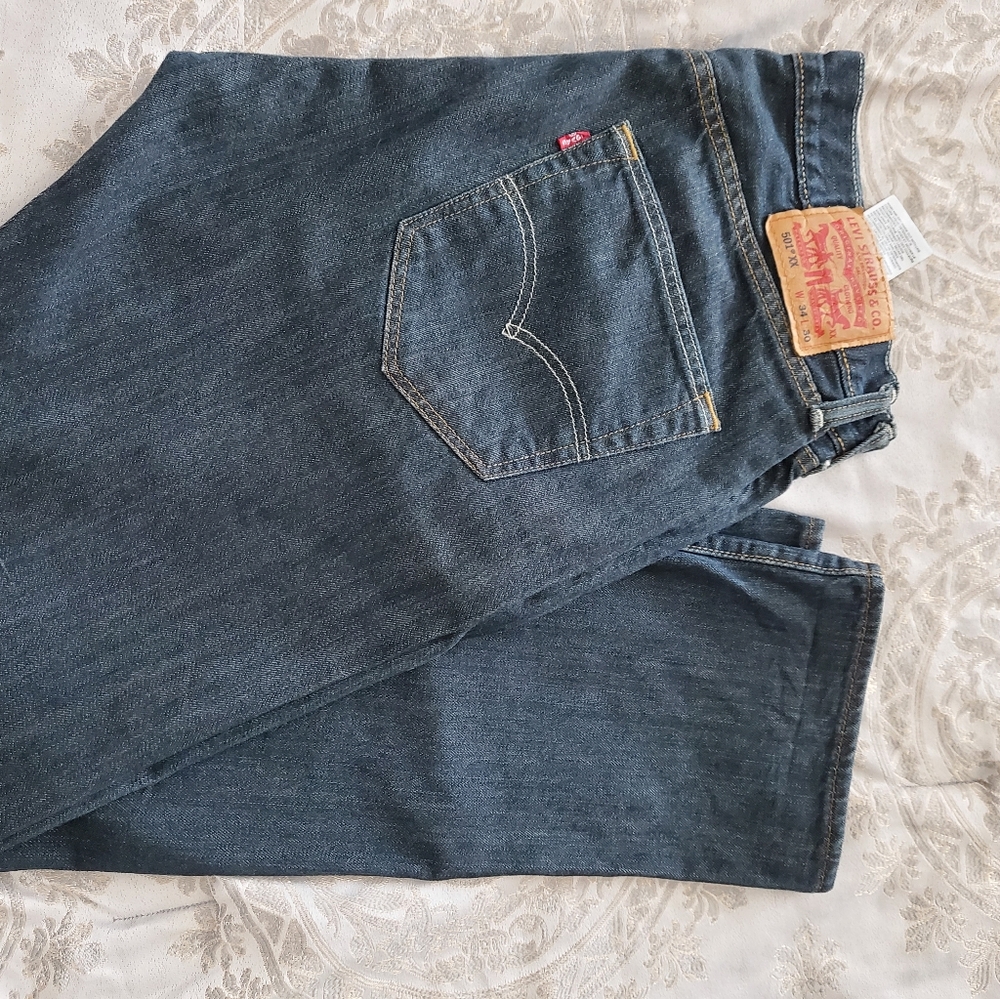 Men's clothing